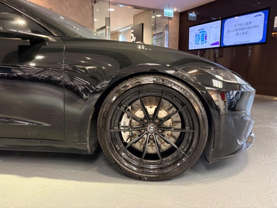 Model 3 Long Range AWD - Image 3